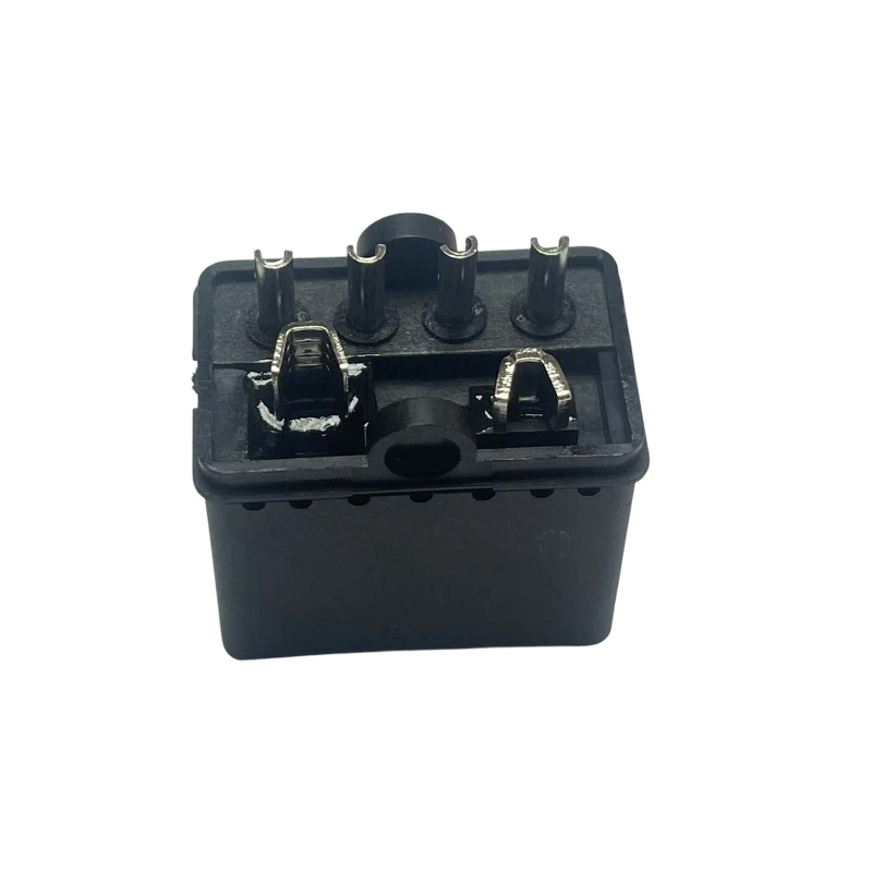 Can the electrician head be integrated with an insulating protection structure?